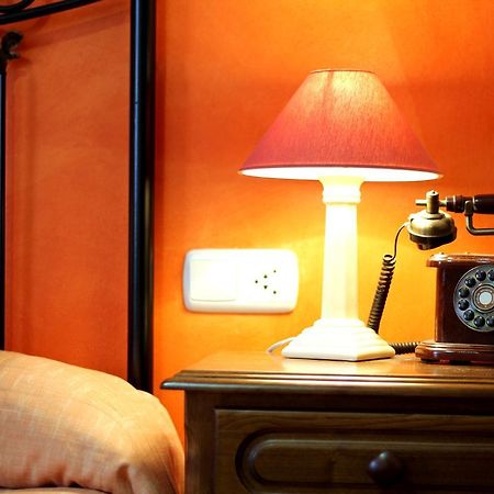 Hotel Rural Hojaranzos Tejeda de Tiétar Εξωτερικό φωτογραφία