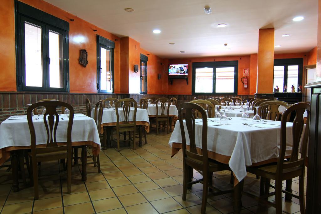 Hotel Rural Hojaranzos Tejeda de Tiétar Εξωτερικό φωτογραφία