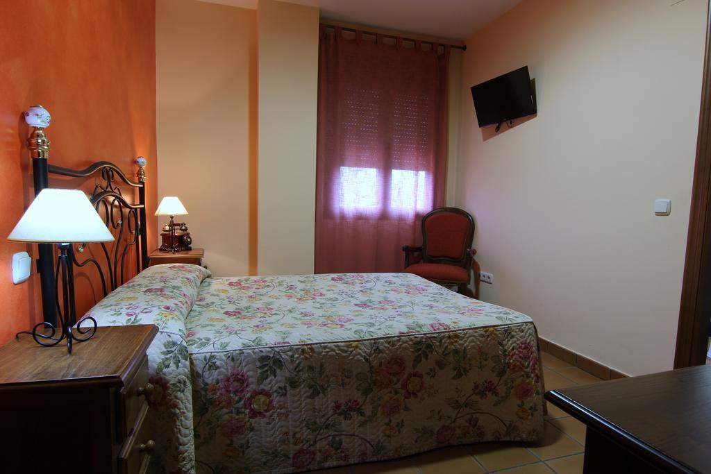 Hotel Rural Hojaranzos Tejeda de Tiétar Εξωτερικό φωτογραφία