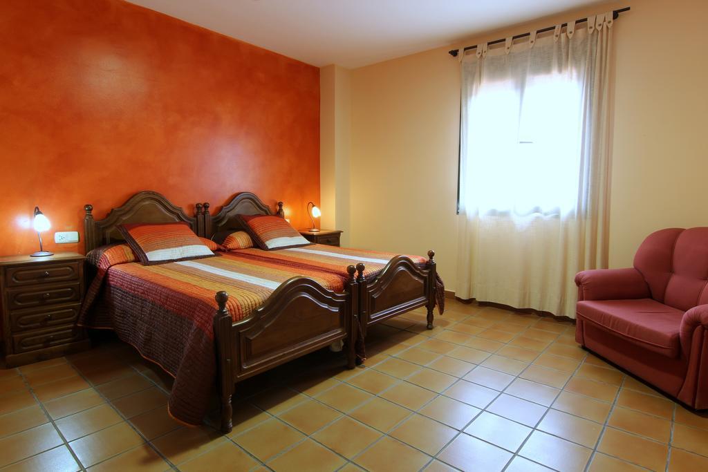 Hotel Rural Hojaranzos Tejeda de Tiétar Εξωτερικό φωτογραφία